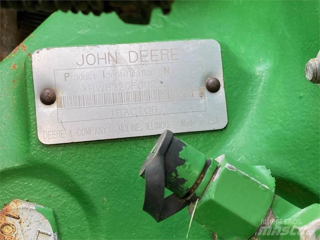 John Deere 8320 Traktorok