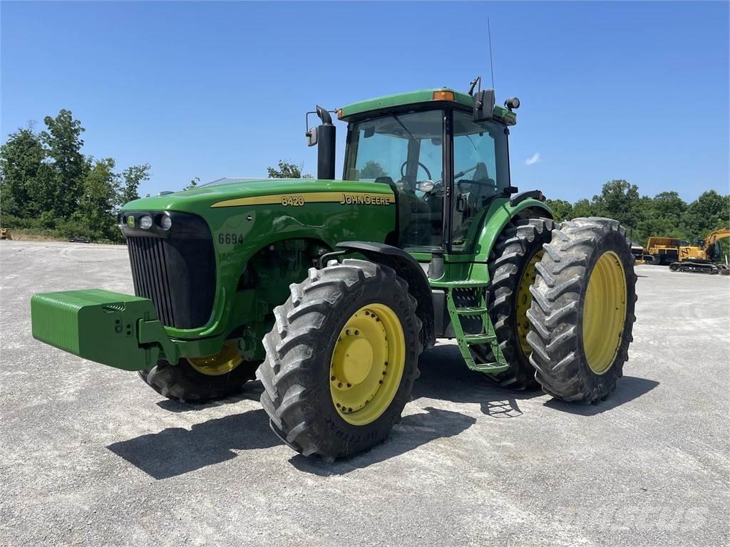 John Deere 8420 Traktorok