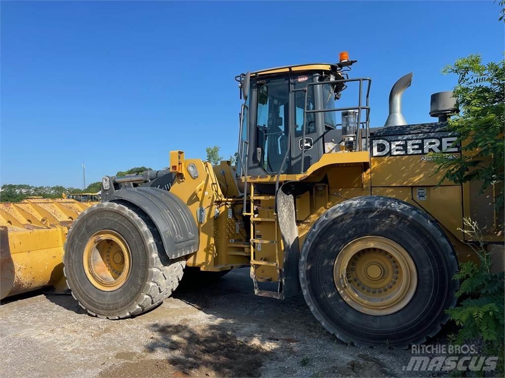 John Deere 844KIII Gumikerekes homlokrakodók