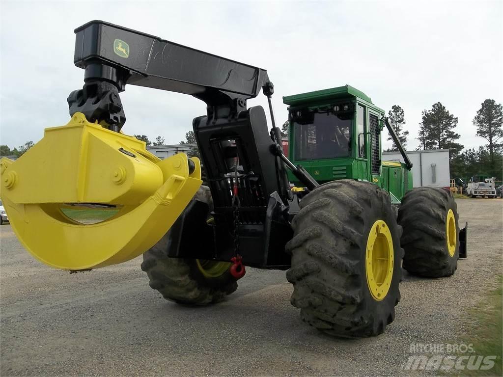 John Deere 848H Vonszolók