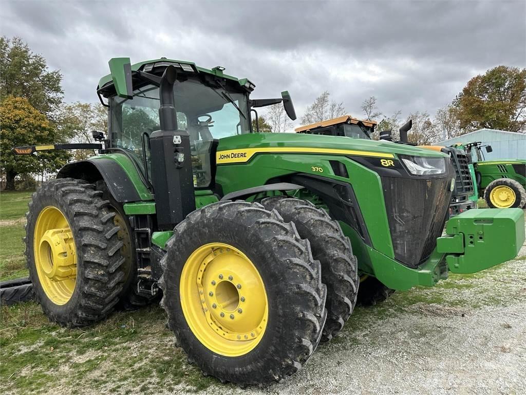 John Deere 8R 370 Traktorok