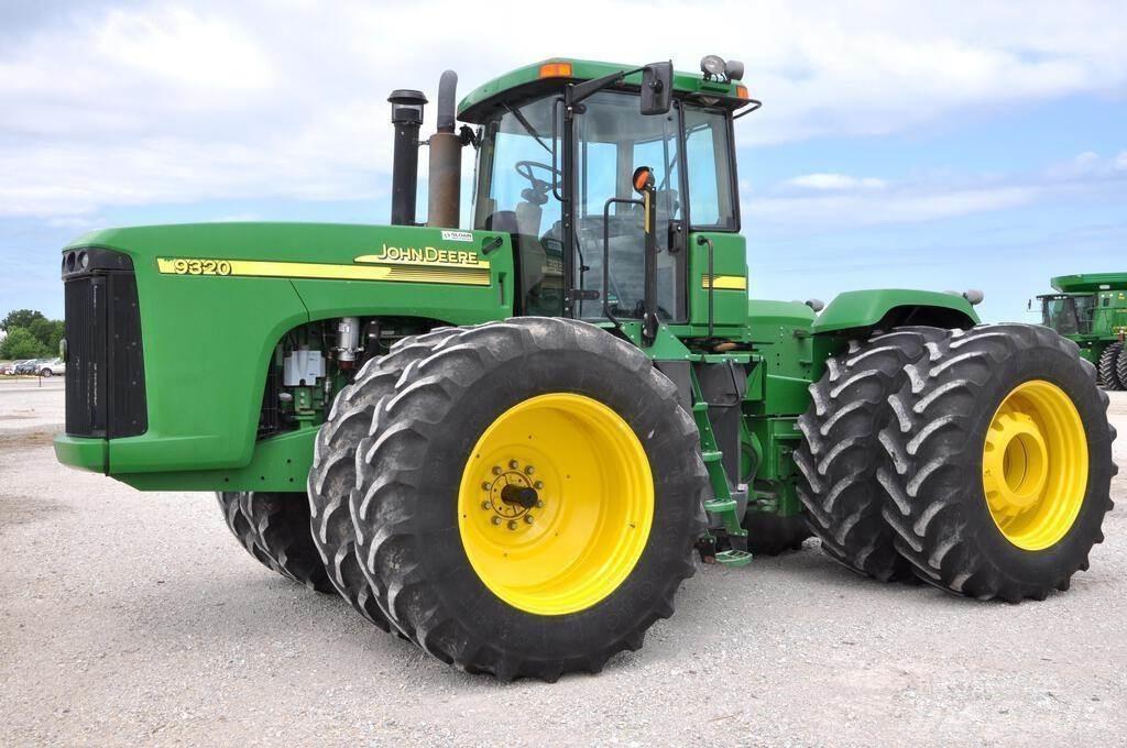 John Deere 9320 Traktorok