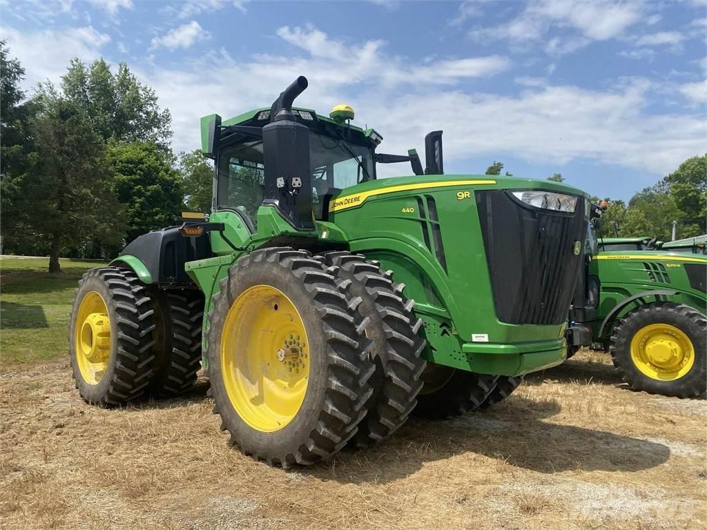 John Deere 9R 440 Traktorok