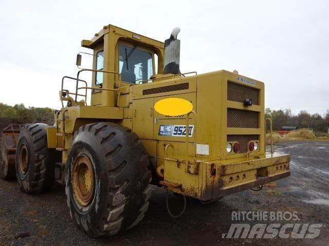 Kawasaki 95Z II Gumikerekes homlokrakodók