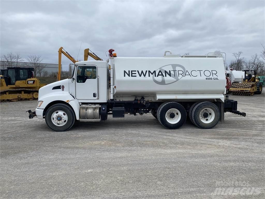 Kenworth T300 Vízszállító teherautók