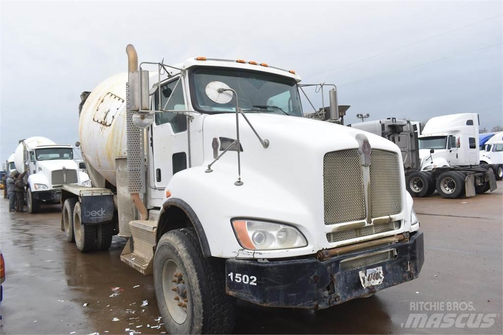 Kenworth T440 Betonkeverők/Betonpumpák