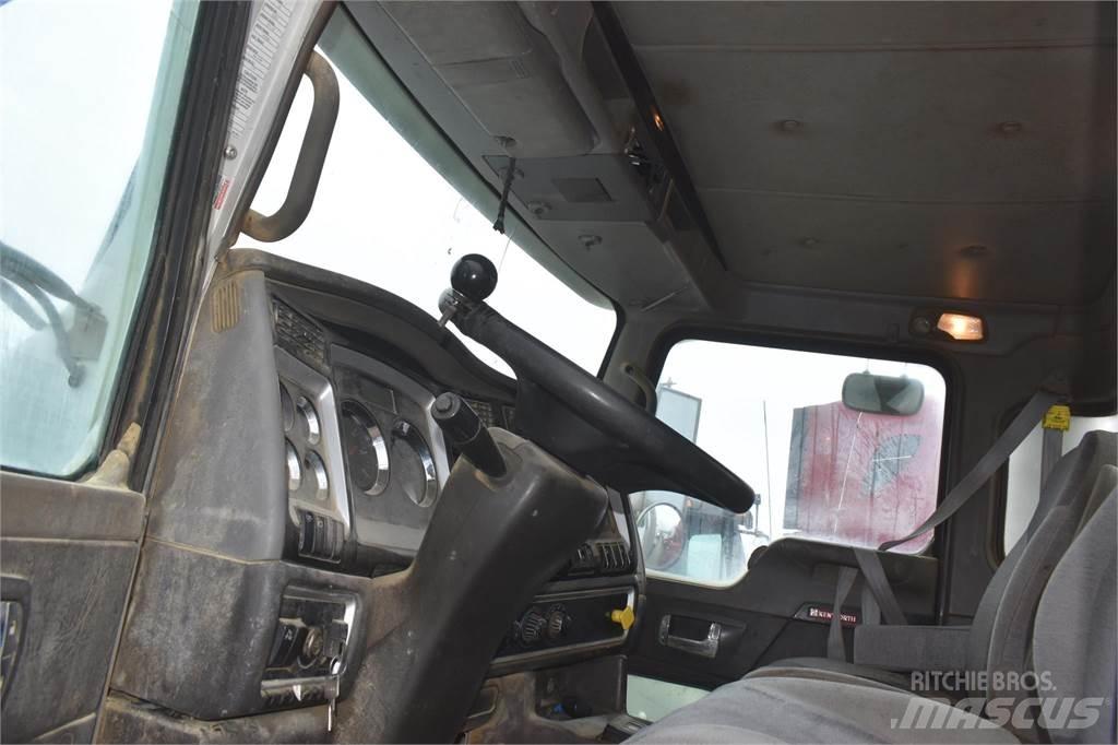 Kenworth T440 Betonkeverők/Betonpumpák
