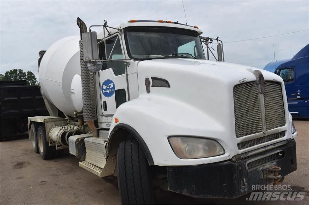 Kenworth T440 Betonkeverők/Betonpumpák