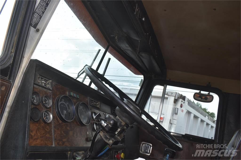 Kenworth T800 Billenő teherautók