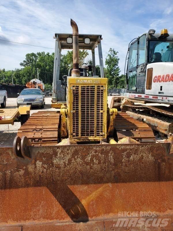 Komatsu D38P-1 LGP lánctalpas dózerek
