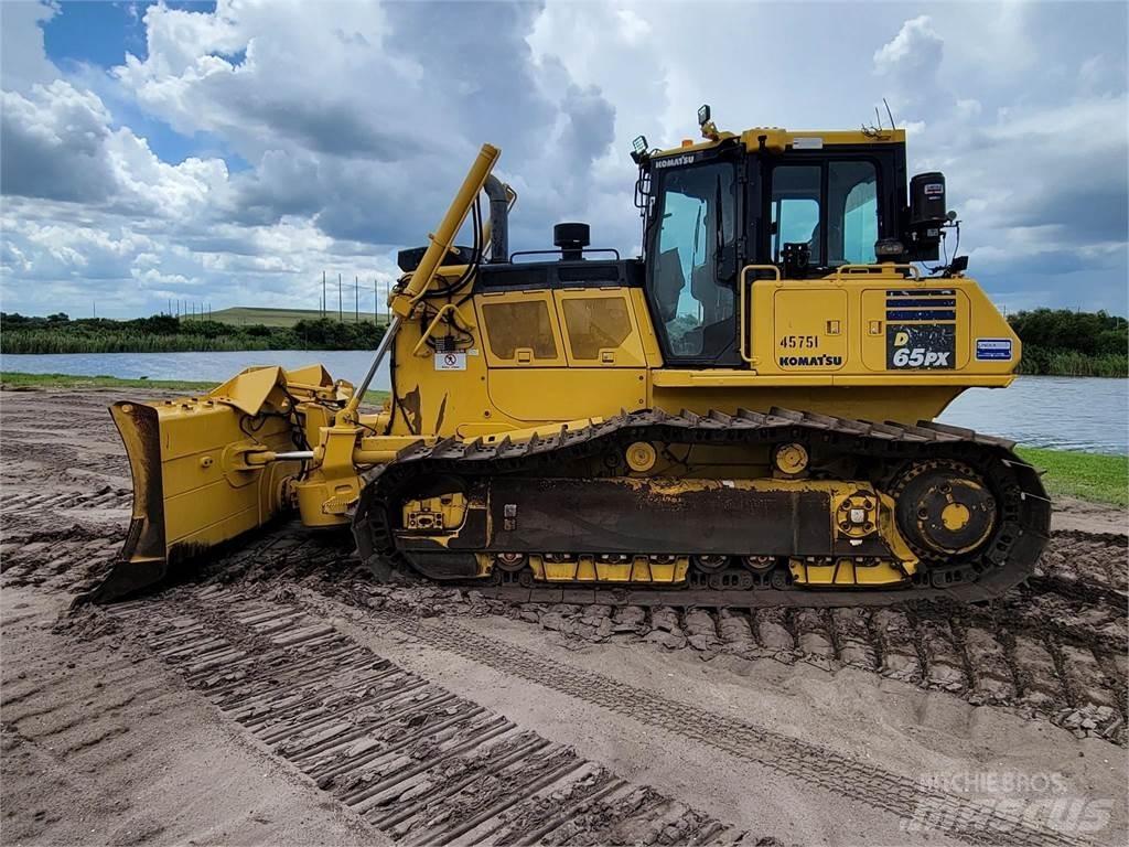 Komatsu D65PX-18 lánctalpas dózerek