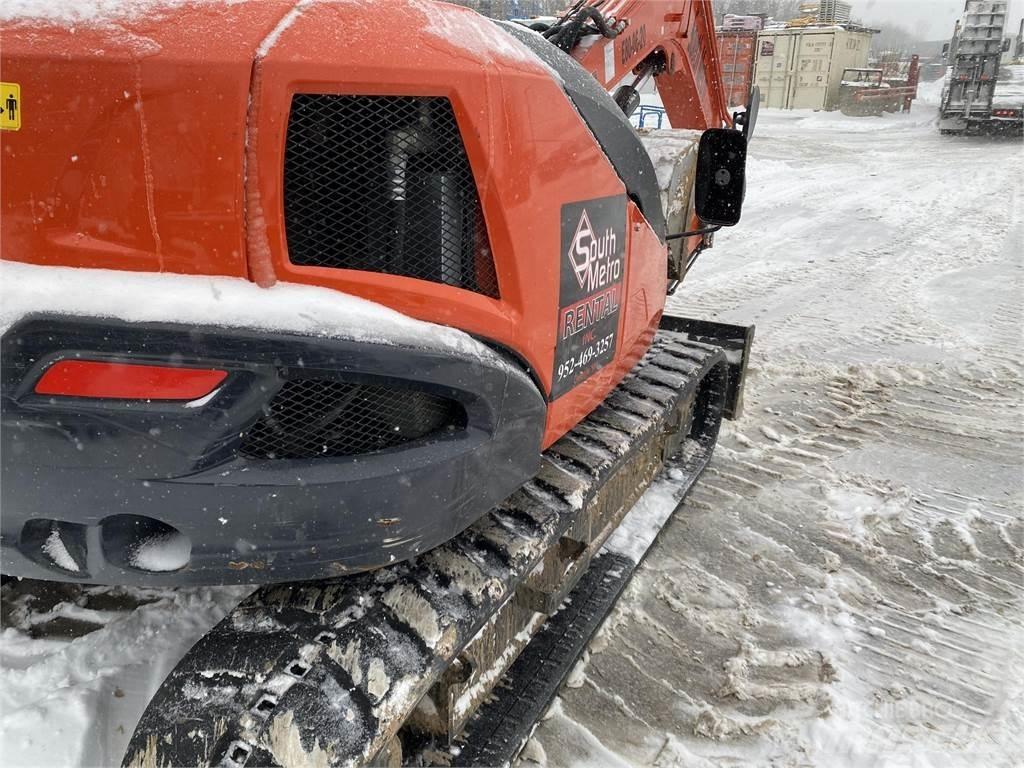 Kubota KX080 Lánctalpas kotrók