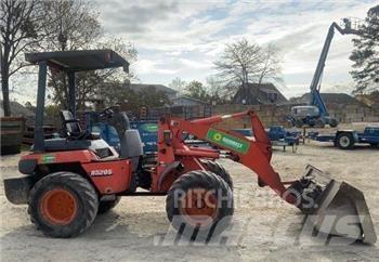 Kubota R520ST Gumikerekes homlokrakodók
