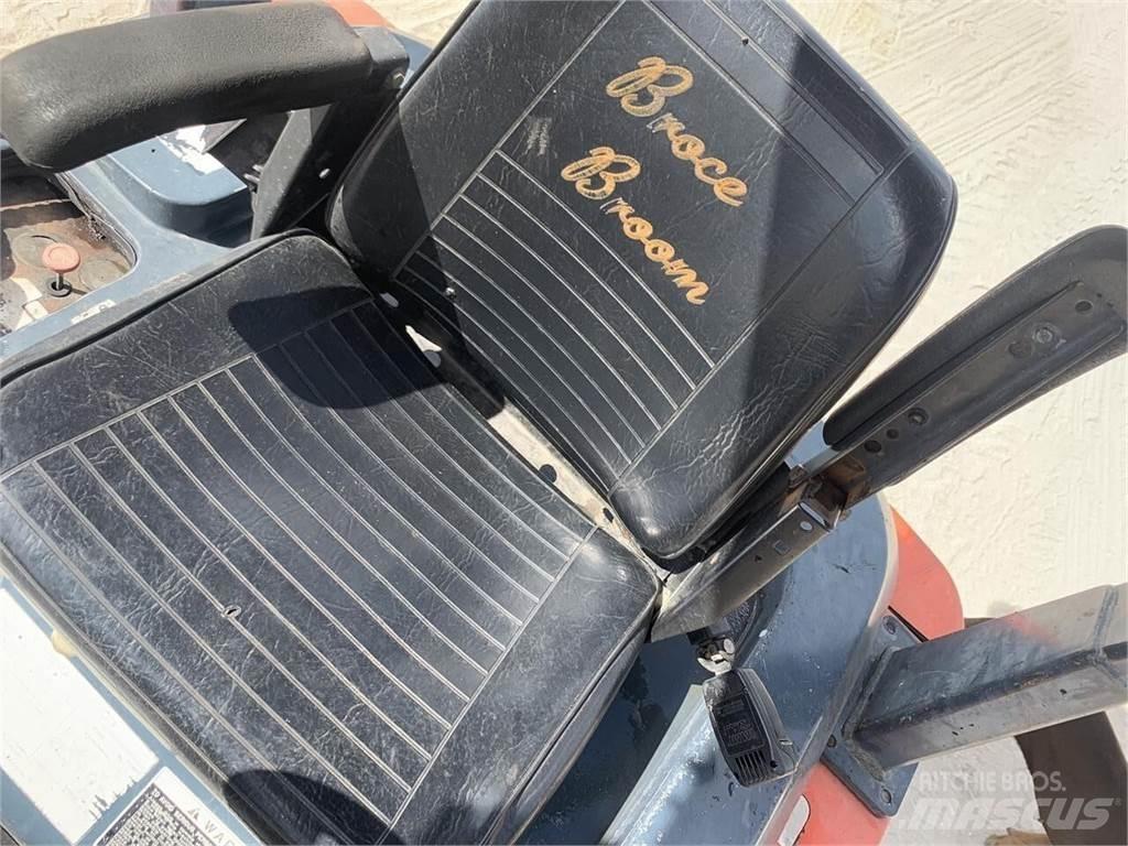 Kubota R520ST Gumikerekes homlokrakodók