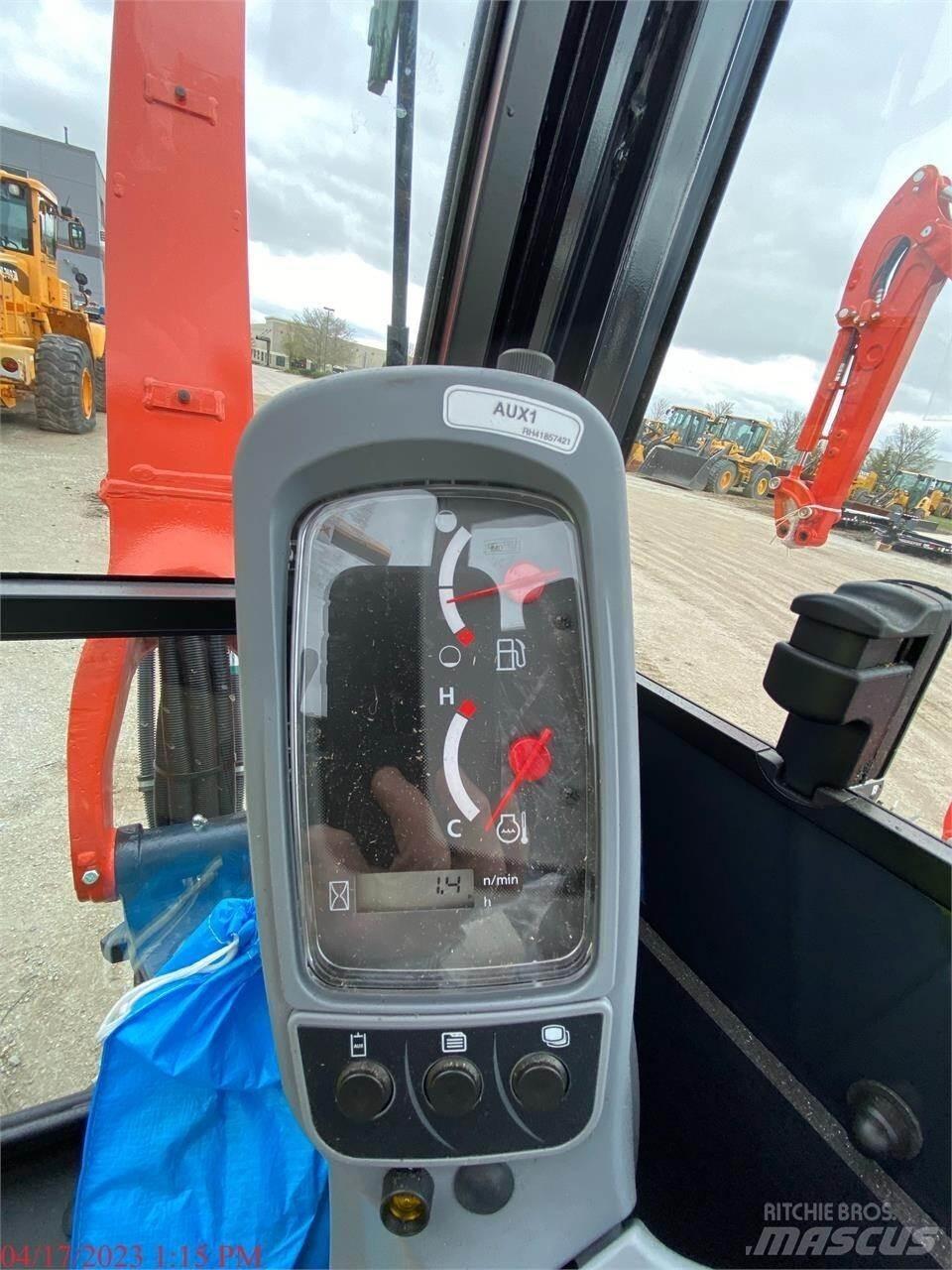 Kubota U27-4 Mini kotrók < 7t
