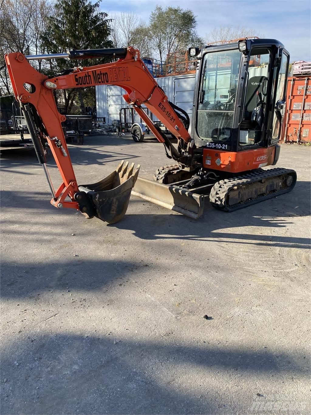 Kubota U35-4 Mini kotrók < 7t