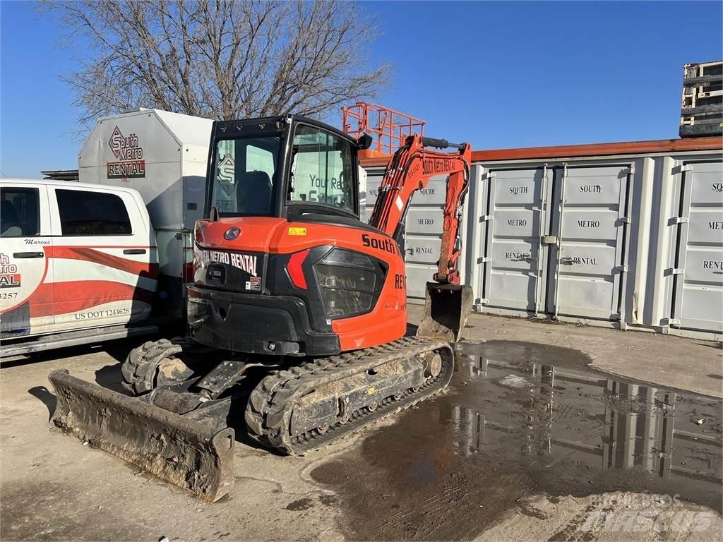 Kubota U55-5 Mini kotrók < 7t