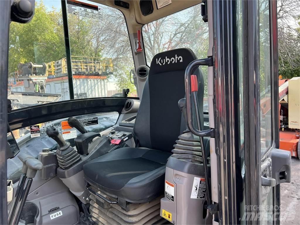 Kubota U55-5 Mini kotrók < 7t