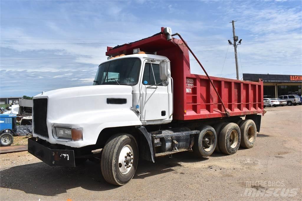 Mack CH613 Billenő teherautók