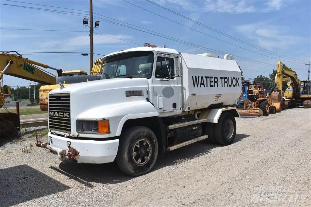 Mack CH613 Tartályos teherautók
