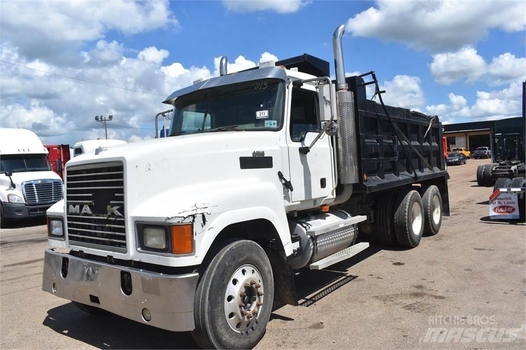 Mack CHN613 Billenő teherautók