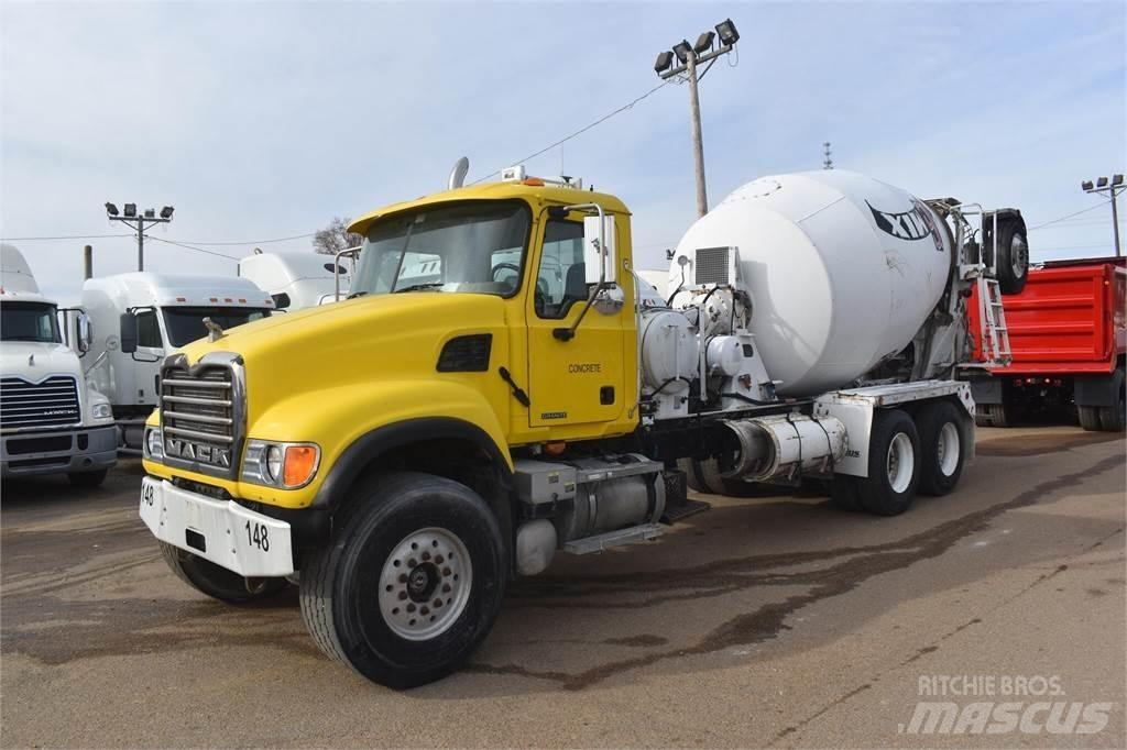 Mack GRANITE CV713 Betonkeverők/Betonpumpák
