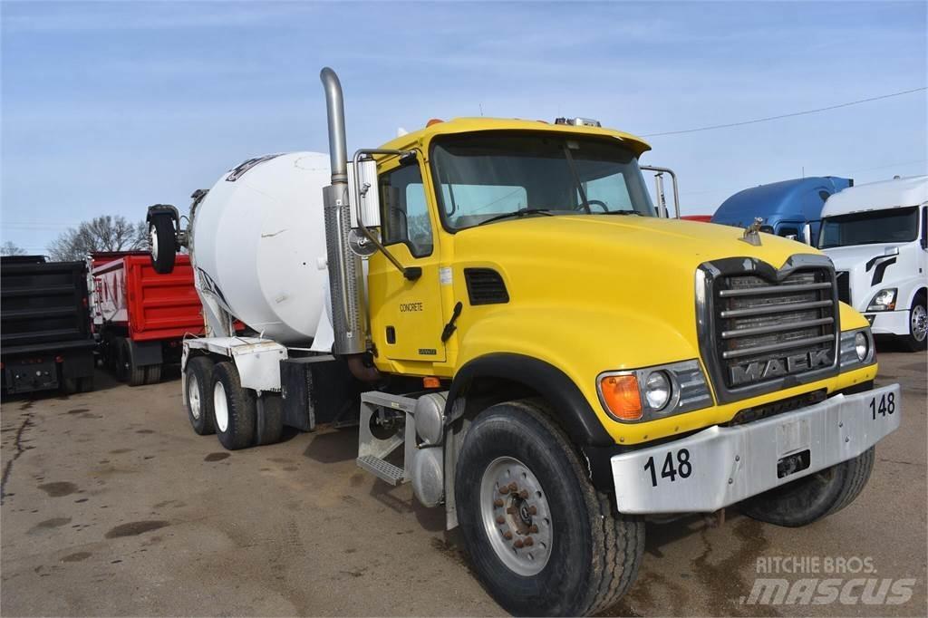 Mack GRANITE CV713 Betonkeverők/Betonpumpák