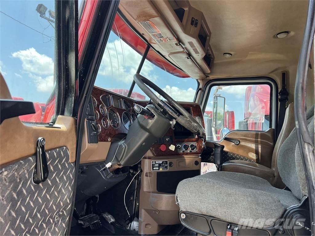 Mack GRANITE GU713 Billenő teherautók