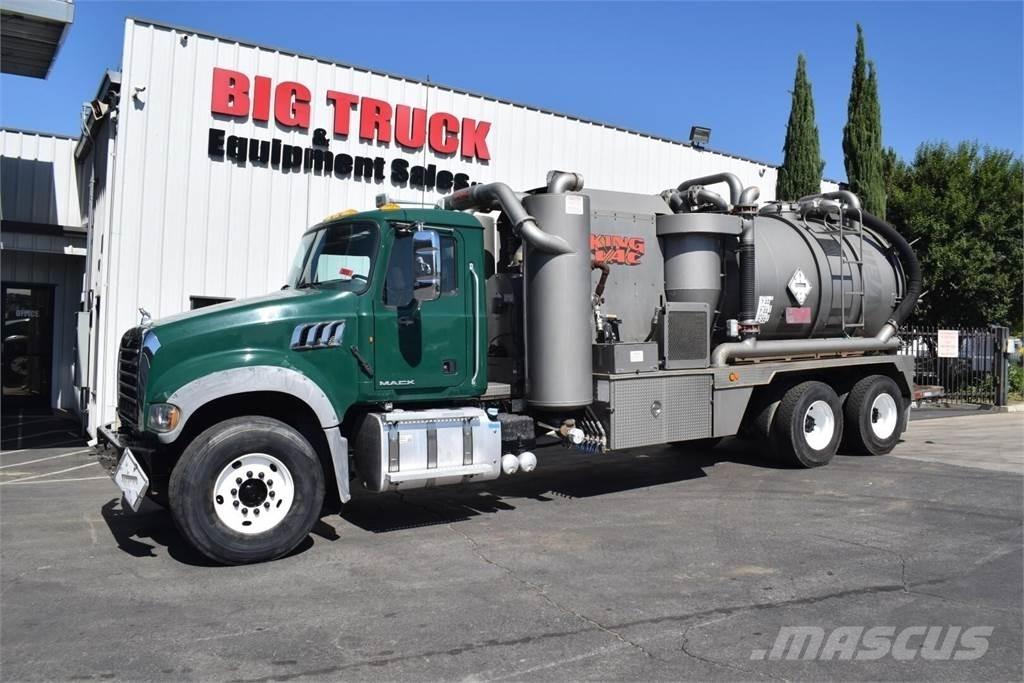 Mack GRANITE GU713 Tartályos teherautók