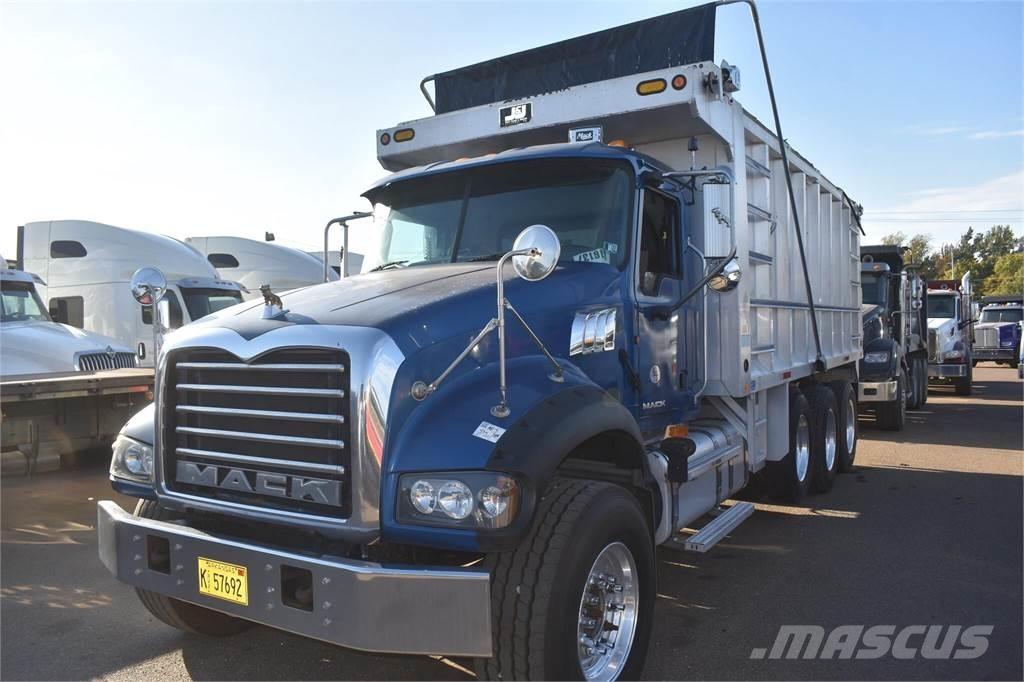 Mack GRANITE GU713 Billenő teherautók