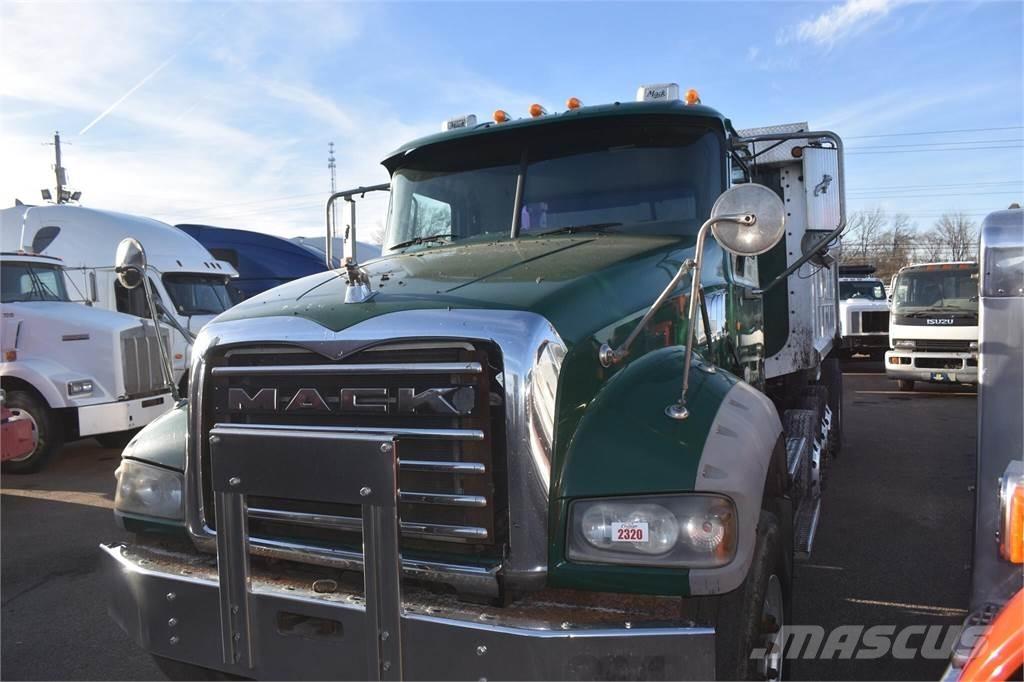 Mack GRANITE GU713 Billenő teherautók