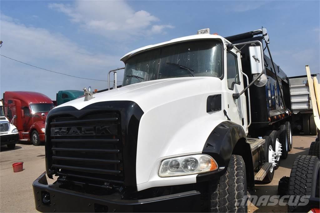 Mack GRANITE GU813 Billenő teherautók