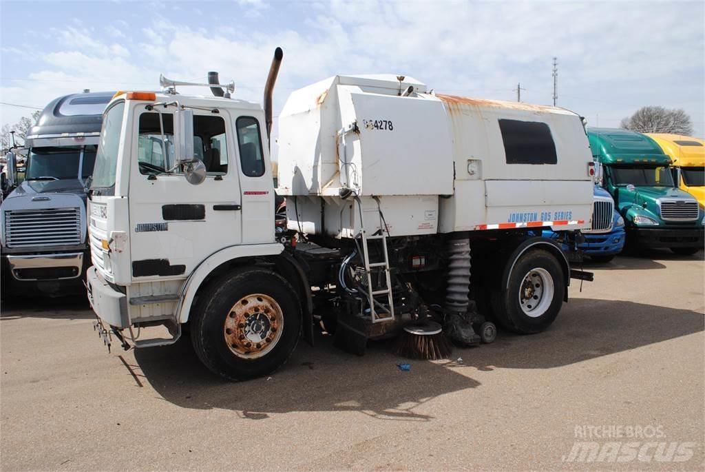 Mack MIDLINER MS250 Utcaseprő teherautók