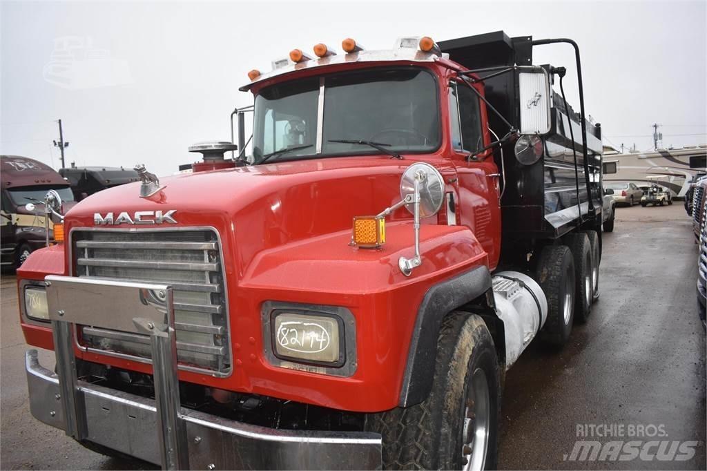 Mack RD688S Billenő teherautók