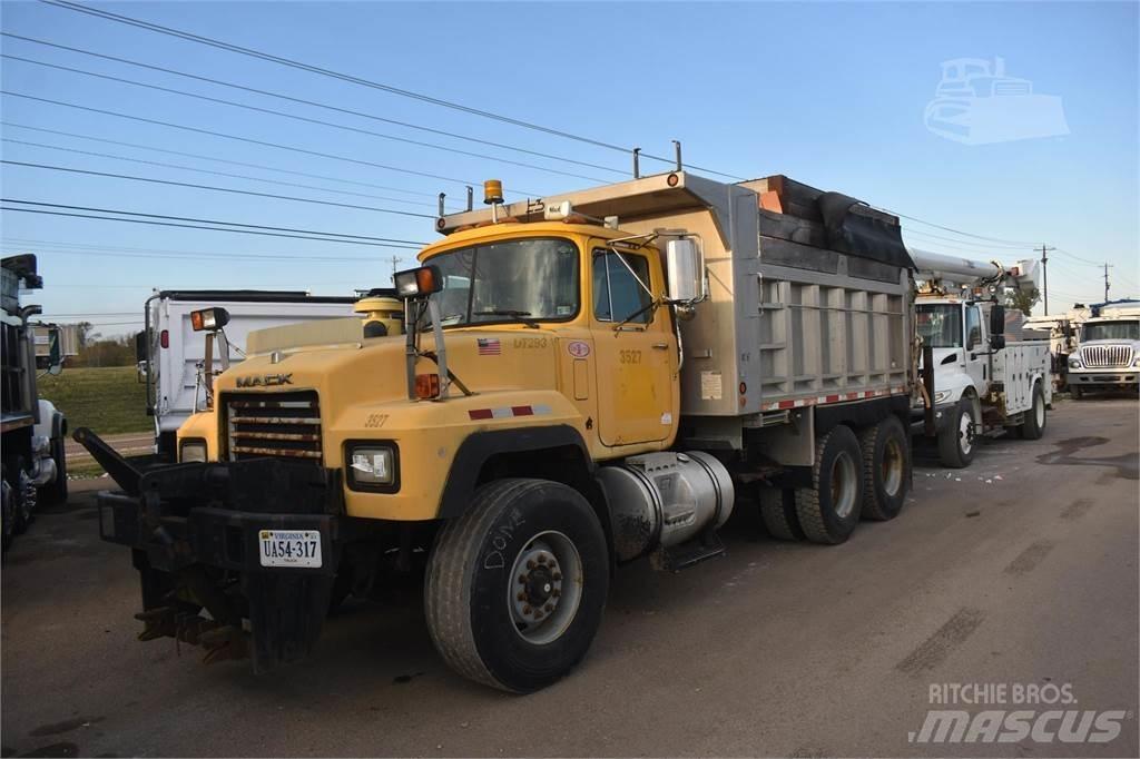 Mack RD688S Billenő teherautók