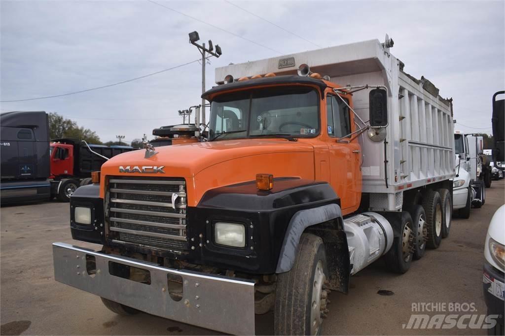 Mack RD688S Billenő teherautók