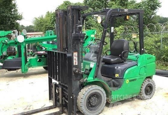 Mitsubishi FG25N Targoncák-Egyéb