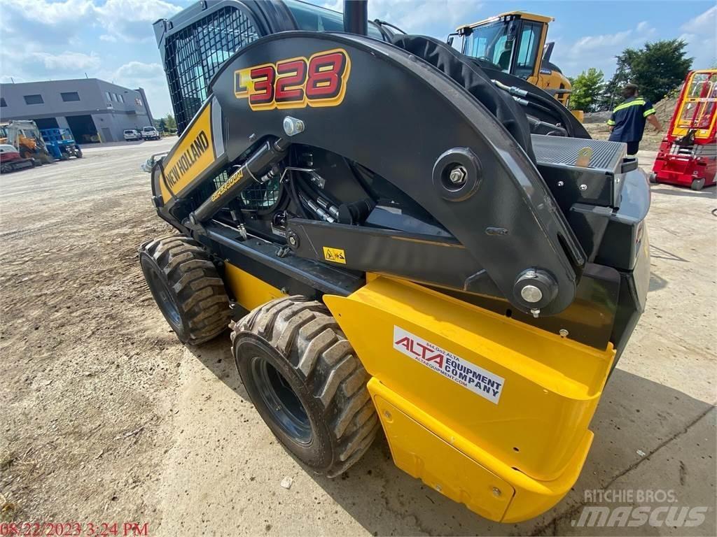 New Holland L328 Kompaktrakodók