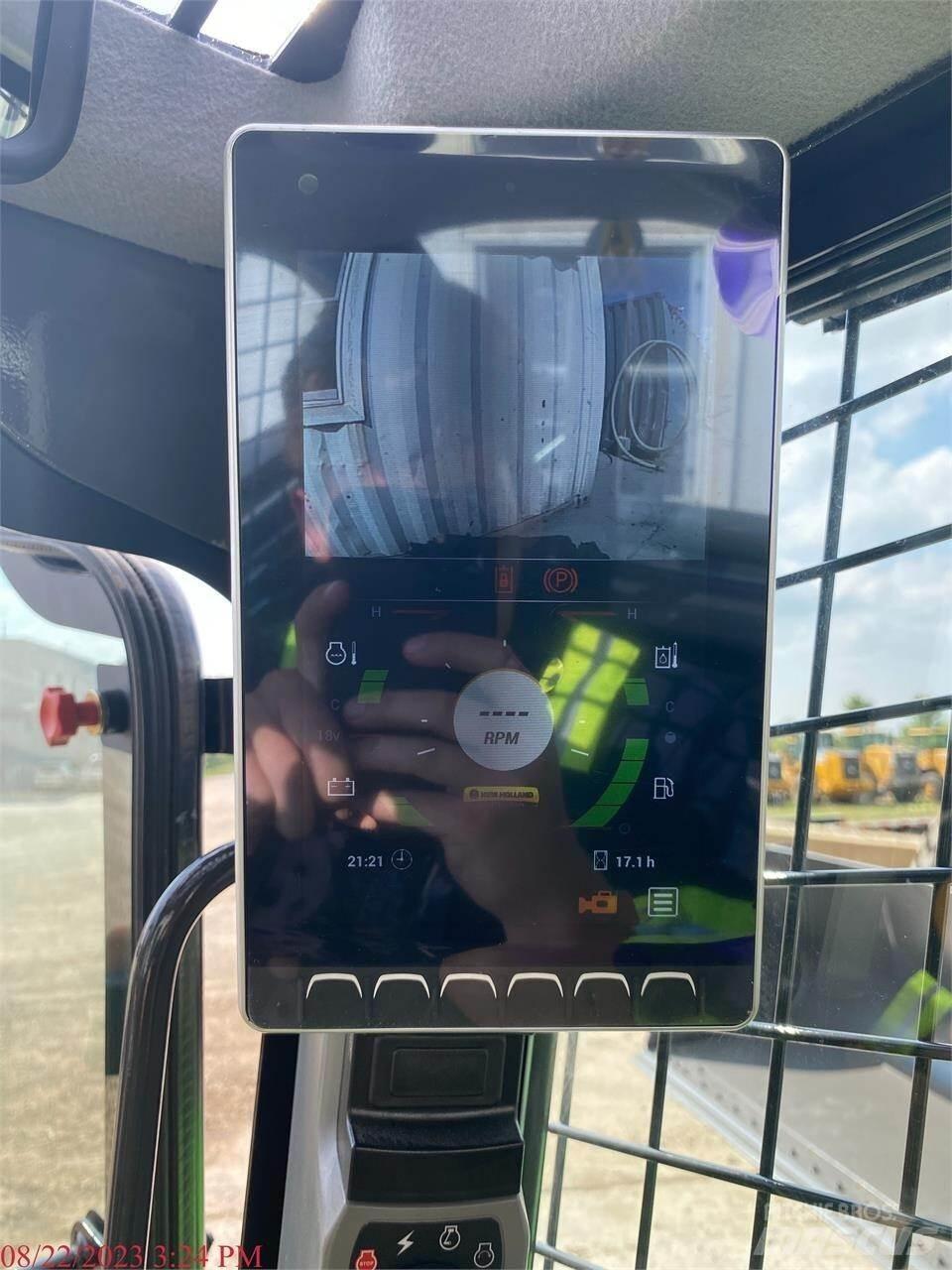 New Holland L328 Kompaktrakodók