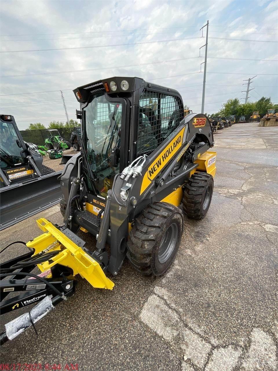 New Holland L328 Kompaktrakodók