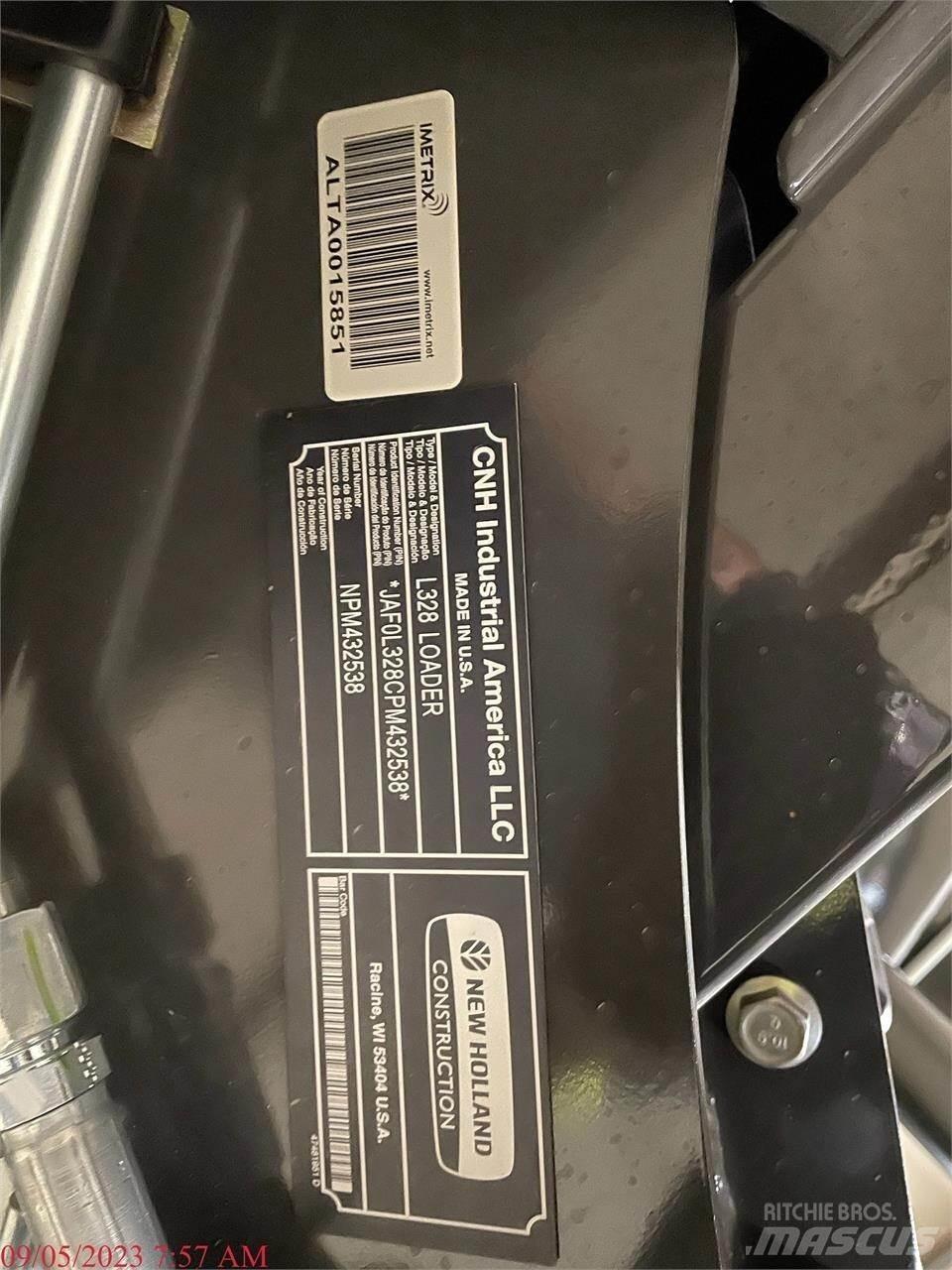 New Holland L328 Kompaktrakodók