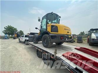New Holland W50C Gumikerekes homlokrakodók