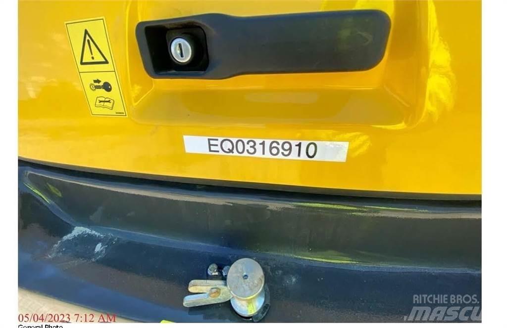 New Holland W80C Gumikerekes homlokrakodók