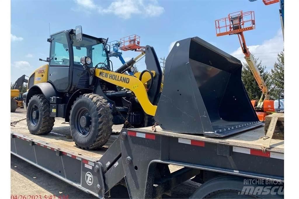 New Holland W80C Gumikerekes homlokrakodók