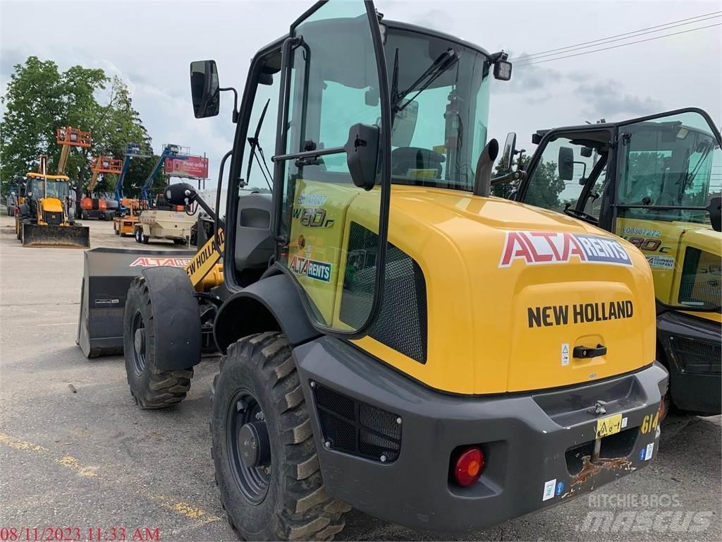 New Holland W80C Gumikerekes homlokrakodók