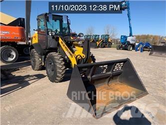 New Holland W80C Gumikerekes homlokrakodók
