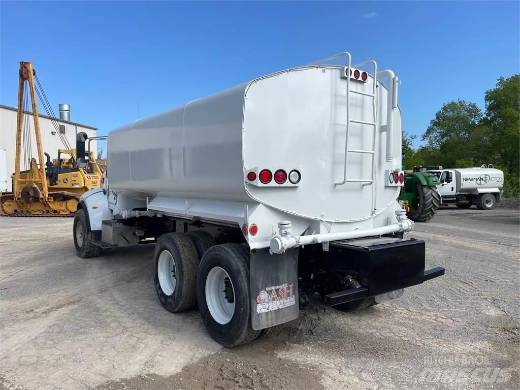Peterbilt 335 Vízszállító teherautók