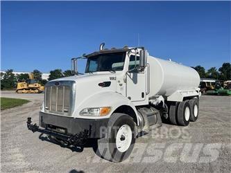 Peterbilt 348 Vízszállító teherautók