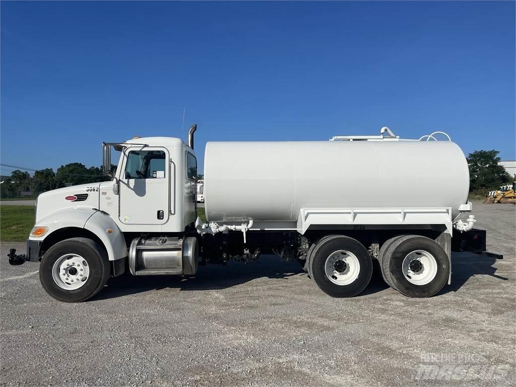 Peterbilt 348 Vízszállító teherautók