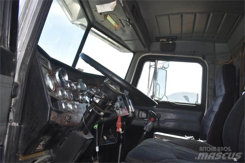 Peterbilt 379EXHD Billenő teherautók